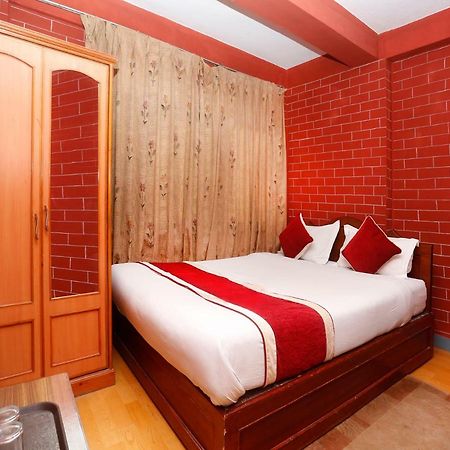 Spot On 497 Hotel Potala Thapathali ภายนอก รูปภาพ