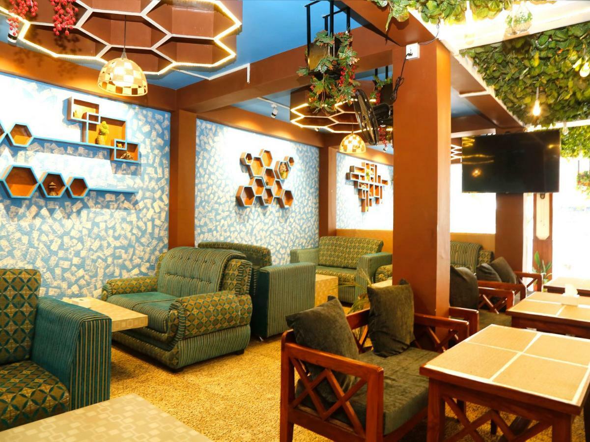 Spot On 497 Hotel Potala Thapathali ภายนอก รูปภาพ