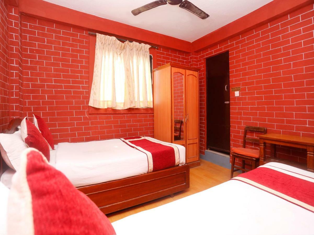 Spot On 497 Hotel Potala Thapathali ภายนอก รูปภาพ